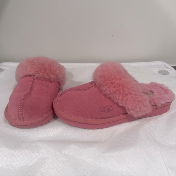 UGG Other - UGG Cozy Slippers Girls Sz 3 Pink